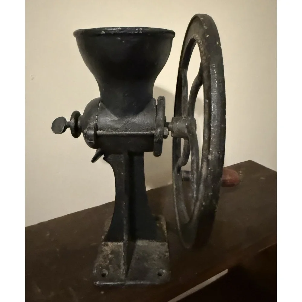 Simmons Hardware No 1½ Korn Krusher Cast Iron Saint Louis MO.
